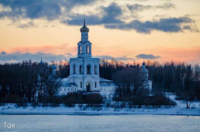 Из Великого Новгорода — к новогодним звёздам синих куполов! – групповая экскурсия