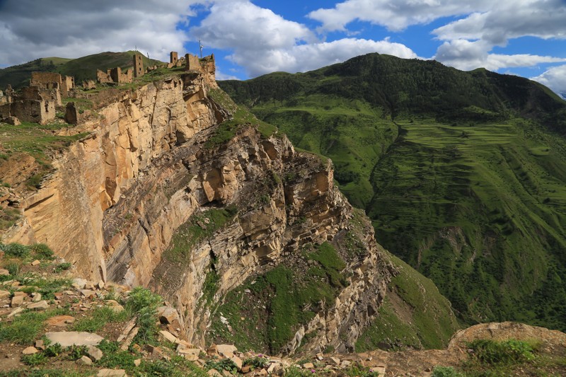 4 дня в Дагестане: аулы-призраки, водопады и секретные места – авторский тур