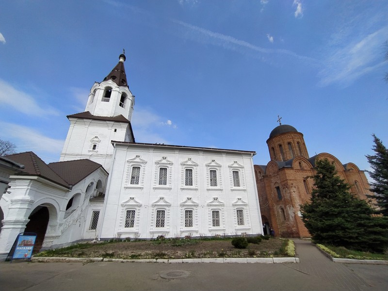 Смоленск 12 века: храмы и руины – индивидуальная экскурсия