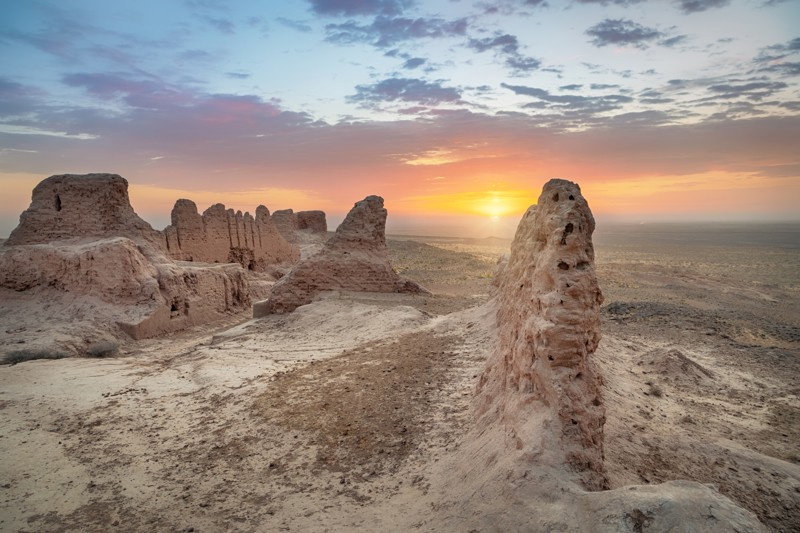 Древние крепости пустыни Кызылкум из Хивы – индивидуальная экскурсия
