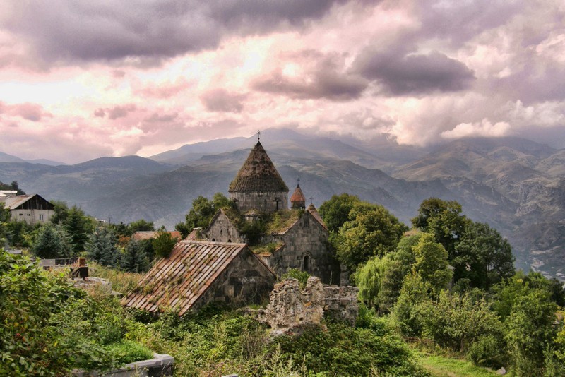 Сокровища северной Армении: Ахпат, Санаин и Одзун – авторский тур