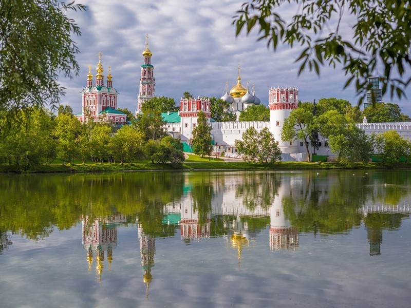 Новодевичий монастырь и Новодевичье кладбище – групповая экскурсия