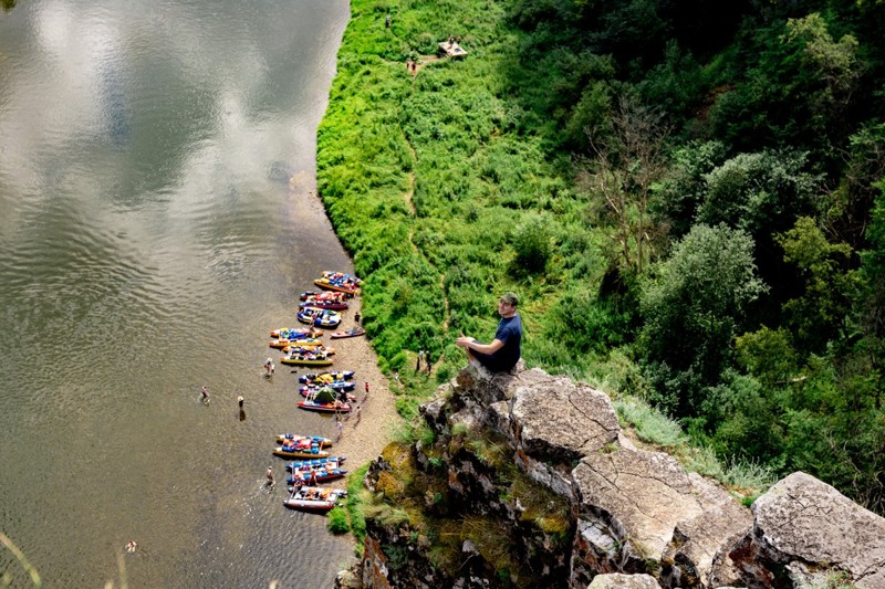 Лёгкий сплав на катамаранах по реке Ай с пешими прогулками – авторский тур
