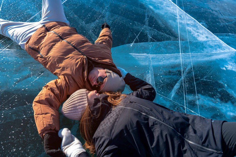 На лёд Байкала — одним днём: фототур в мини-группе – групповая экскурсия