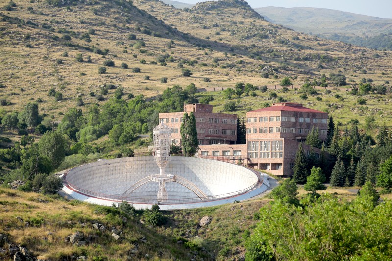 Радиооптический телескоп + хаш на горе Арагац (всё включено) – индивидуальная экскурсия