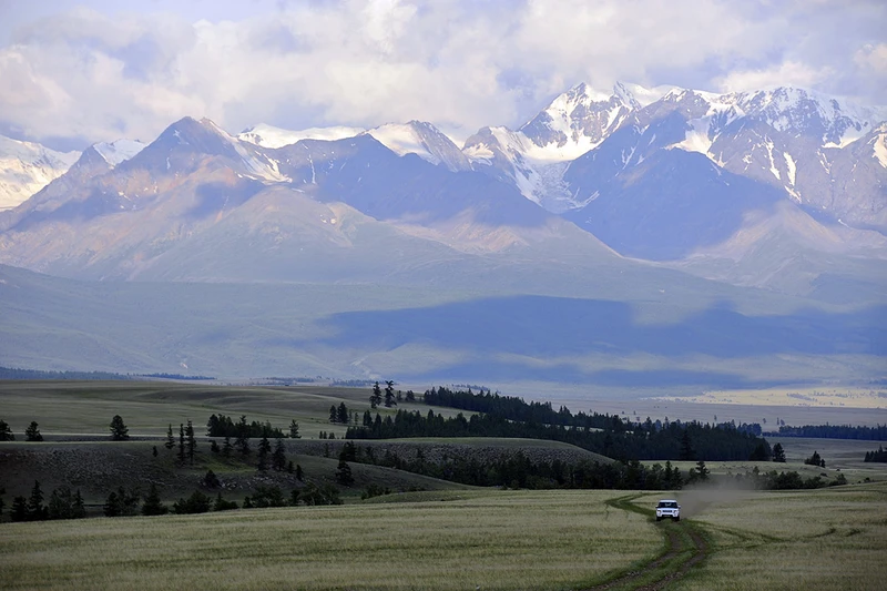 Автопутешествие по Горному Алтаю: Уймонская долина, Белуха и «каменные бабы» – авторский тур