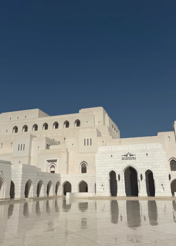 Ароматы и краски Маската – индивидуальная экскурсия