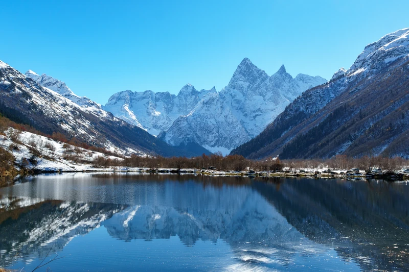 Природные жемчужины Домбая: в мини-группе по горам, озёрам и ущелью – авторский тур