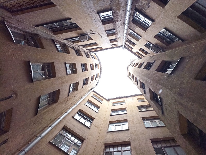 За фасадом: тайные уголки Петроградской стороны – индивидуальная экскурсия