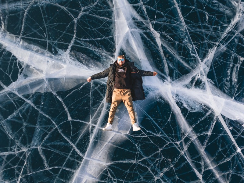 Тур «всё включено» на Байкал в мини-группе: хрустальный лёд, Листвянка, Ольхон и мыс Хобой – авторский тур