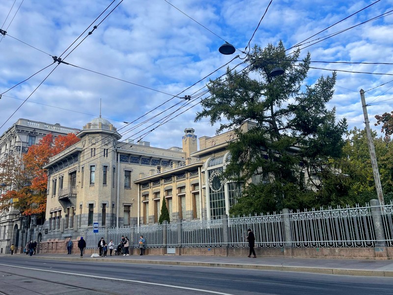 Мобильный квест в Петербурге «Погоня за призрачным скитальцем» – индивидуальная экскурсия