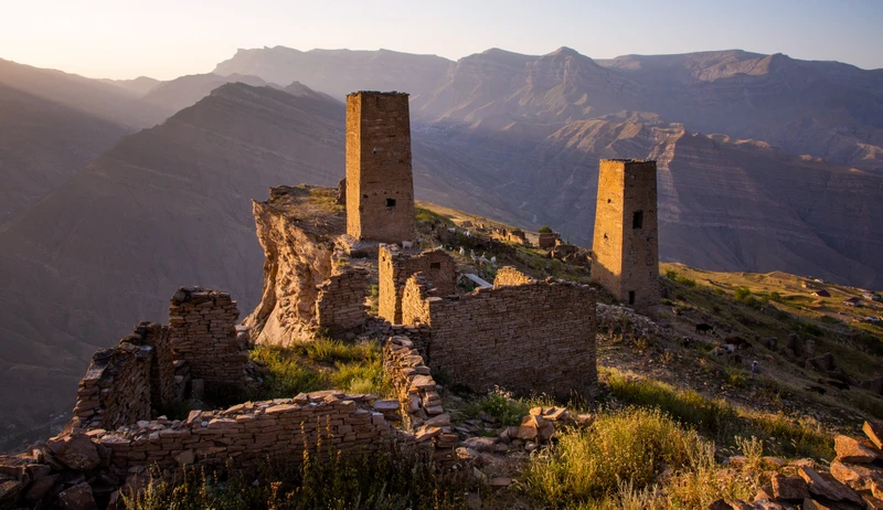 Ни в чём себе не отказывать в Дагестане: джип-тур «всё включено» по знаковым локациям – авторский тур