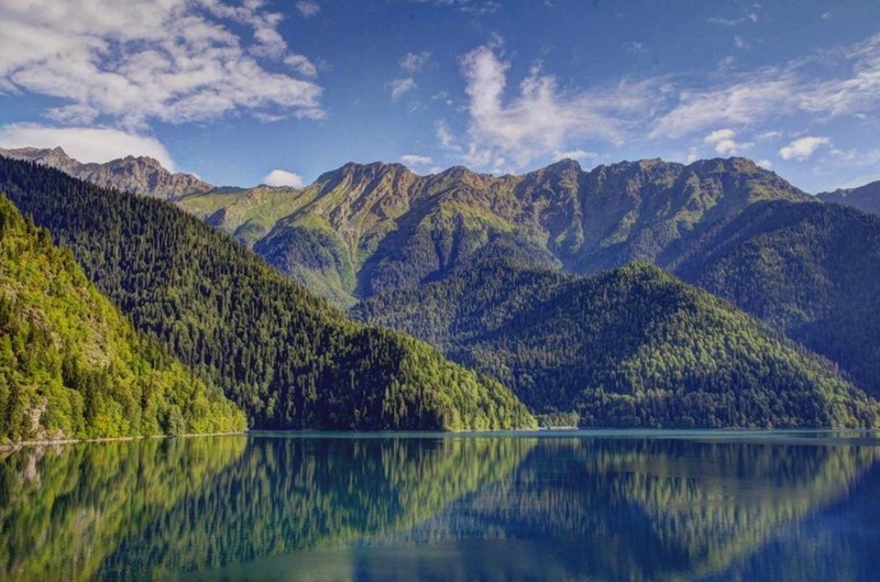 Золото Абхазии: озеро Рица и Новый Афон – групповая экскурсия