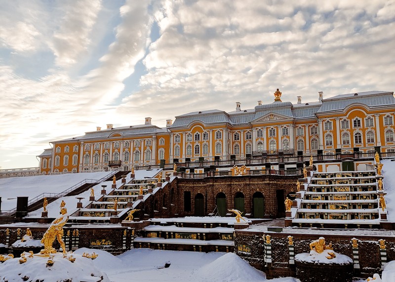 В Петергоф с Большим дворцом — по историческому тракту – групповая экскурсия