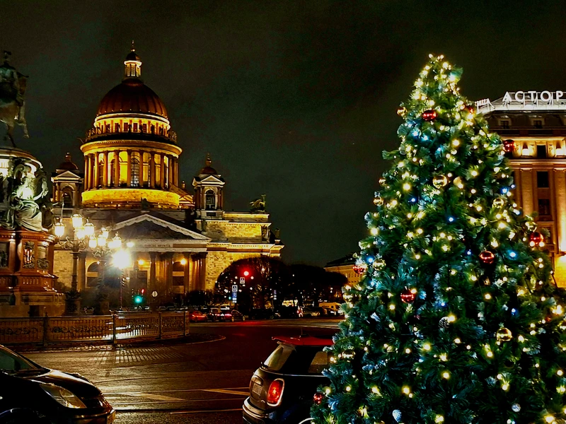 Новогоднее волшебство Петербурга – групповая экскурсия
