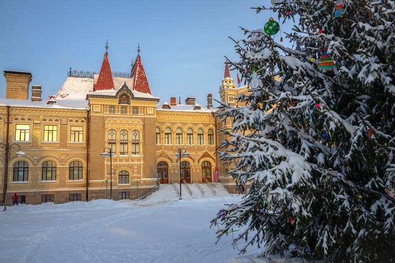 Новогодние праздники в Рыбинске: знакомство с городом, интерактивы и фуршет с дискотекой – авторский тур