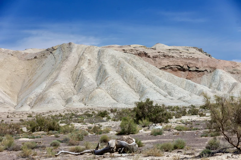 Из Алматы в Алтын-Эмель: горы Катутау, Актау и Поющий бархан – индивидуальная экскурсия