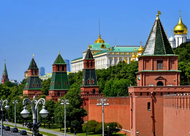 Истории и загадки каменных стражей Кремля – групповая экскурсия