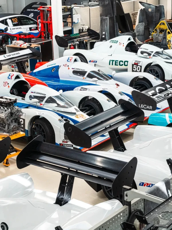 За кулисами автоспорта: посещение конструкторского бюро BR Engineering – индивидуальная экскурсия