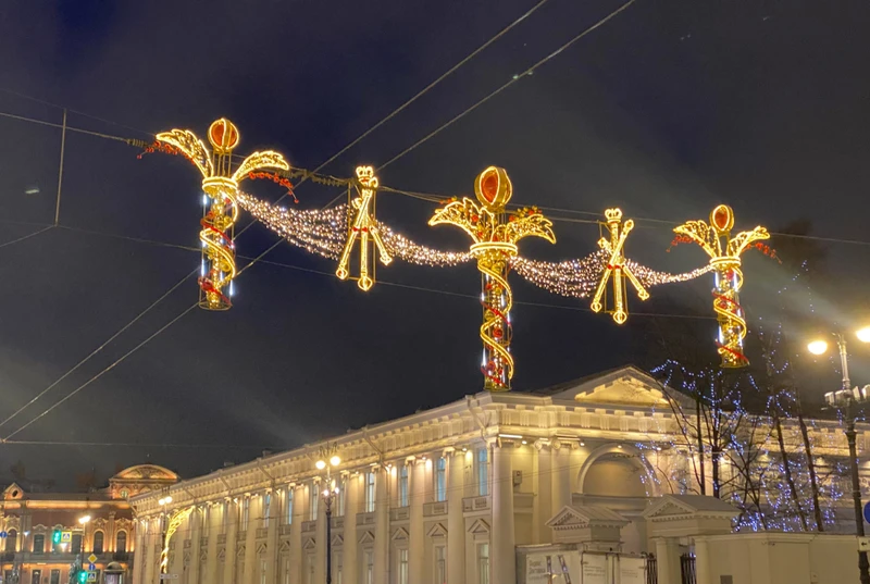 Невский проспект в праздничных огнях – индивидуальная экскурсия