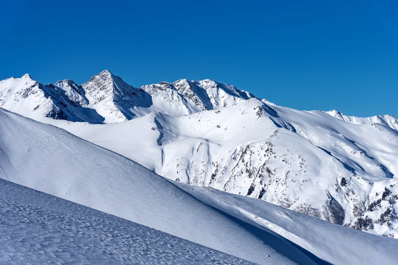Автобусный тур в Архыз с горнолыжным отдыхом и активностями на выбор (выезд из Астрахани) – авторский тур
