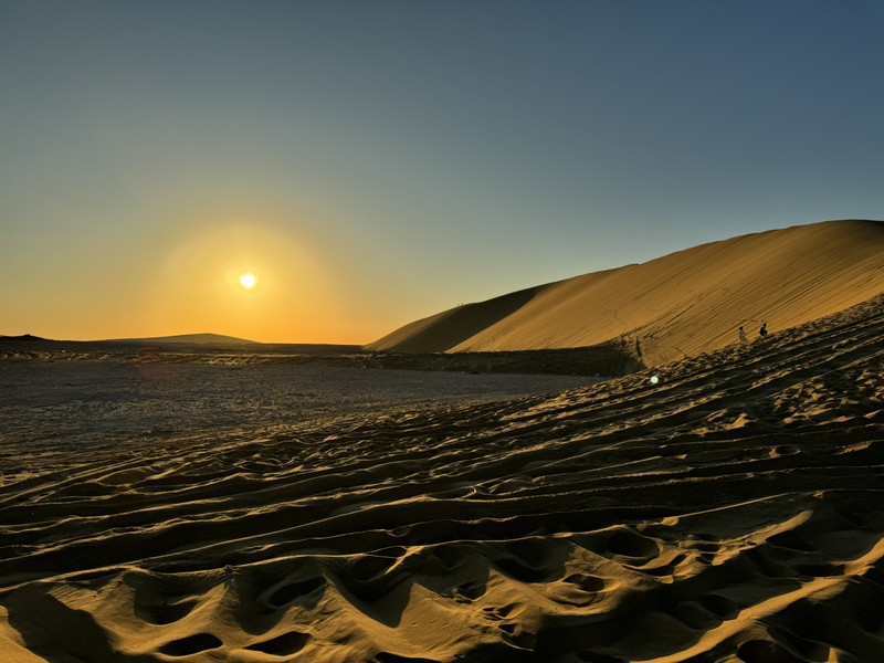 Из Дохи — к Хор-аль-Адаид – групповая экскурсия