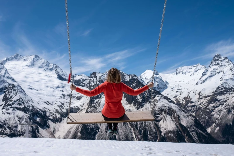 В Домбай всей семьёй: тур по природным красотам с аниматором и лёгкими прогулками в горах – авторский тур