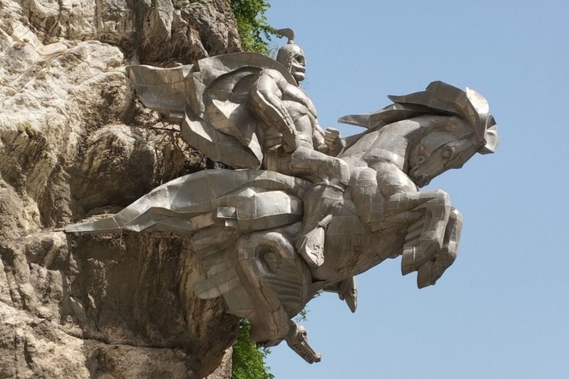 Групповое путешествие из Кисловодска в Северную Осетию – групповая экскурсия