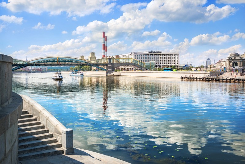Речная прогулка «Доброе утро, Москва» — с питанием – групповая экскурсия
