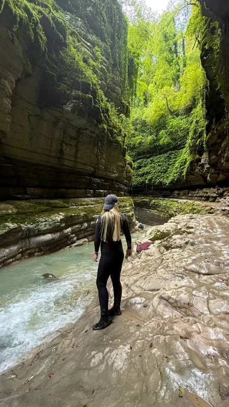 На сапах по каньонам Хашупсе к Белым скалам (из Сухума) – индивидуальная экскурсия