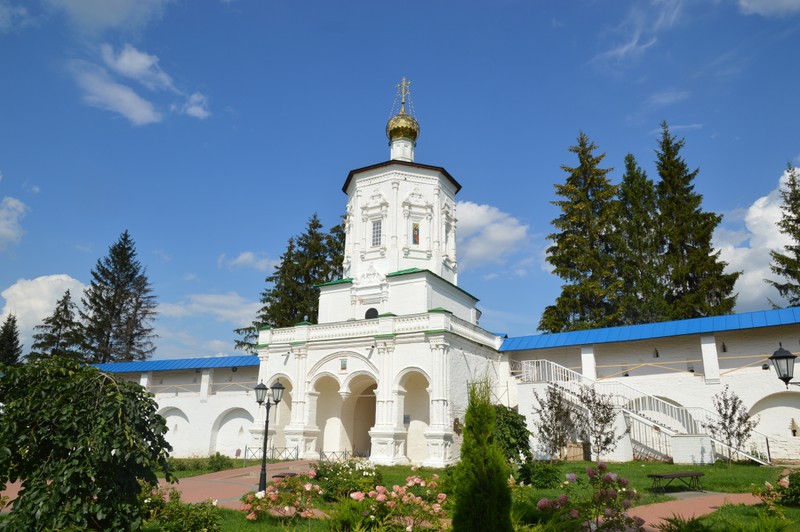 Из Рязани — в Солотчу: литература, монастырь и Норвегия – групповая экскурсия