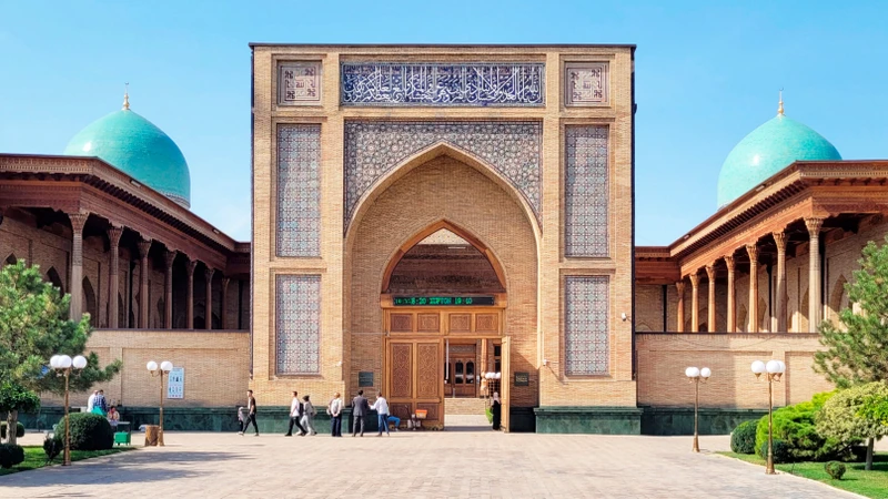 Главное о Ташкенте: экскурсия с огоньком и душой