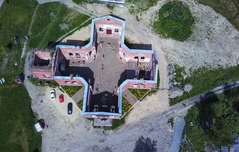 Прогулка на конях по неизведанной и заброшенной Карелии – индивидуальная экскурсия