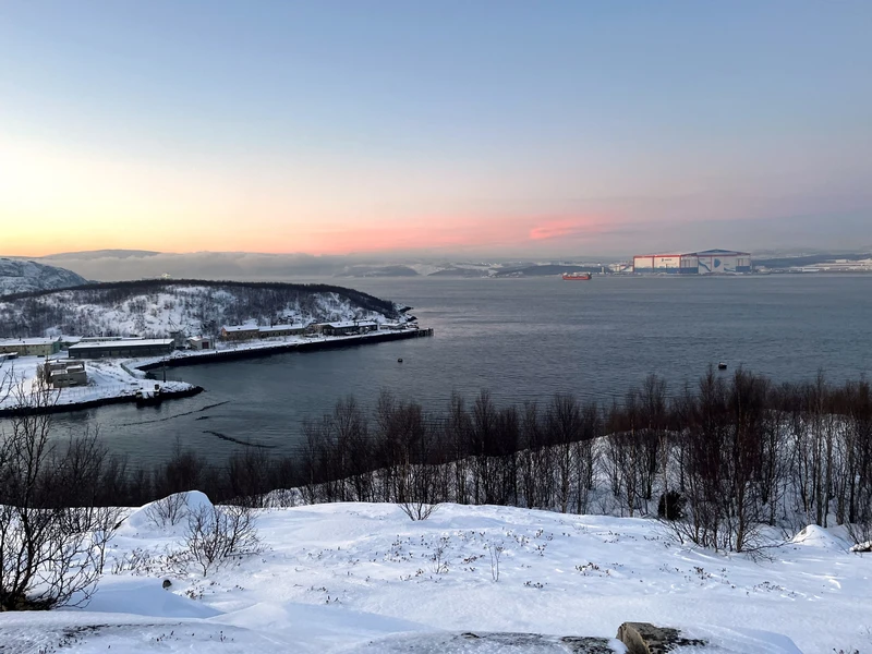 Мыс Серафим: завораживающий хайкинг вблизи Мурманска – индивидуальная экскурсия