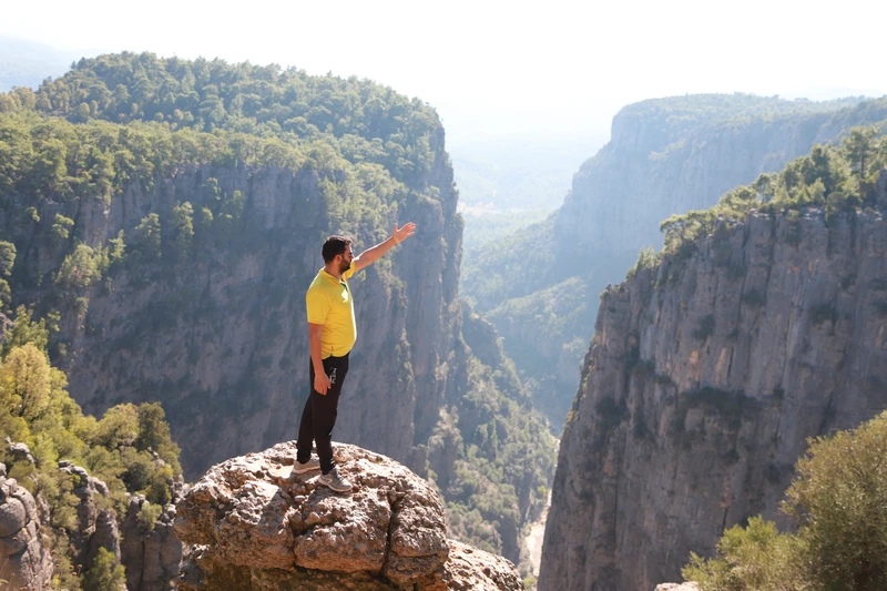Каньон Тазы, кабрио-сафари, зиплайн и рафтинг – групповая экскурсия