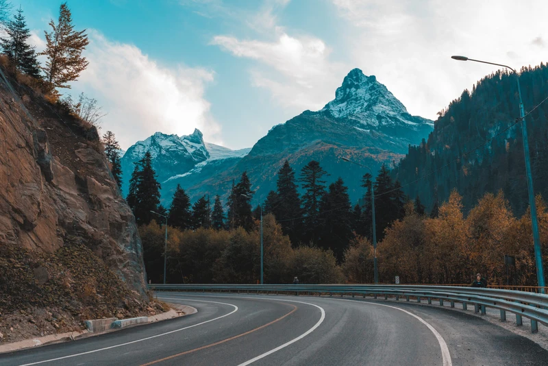 Трансфер-экскурсия в Домбай — из Минвод