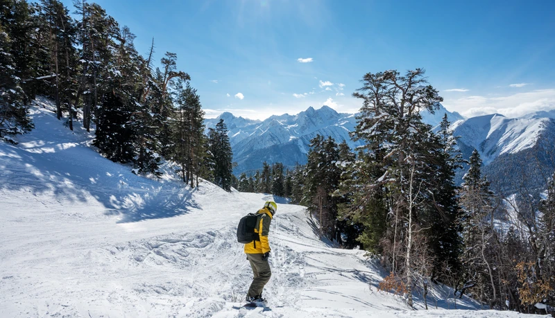 Новый год в Архызе: деревянный коттедж, баня и много снега (тур из Краснодара) – авторский тур