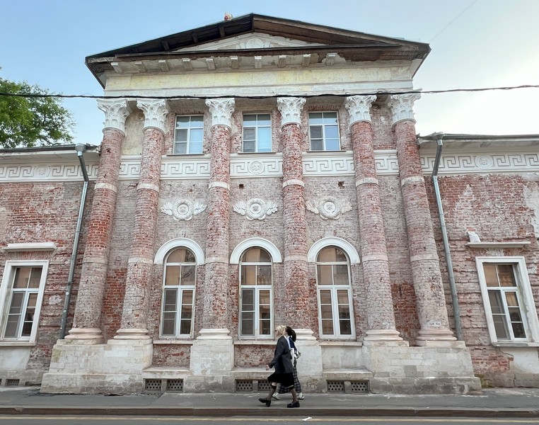 Квест по Китай-городу «Реликвия для Лизоньки» – индивидуальная экскурсия
