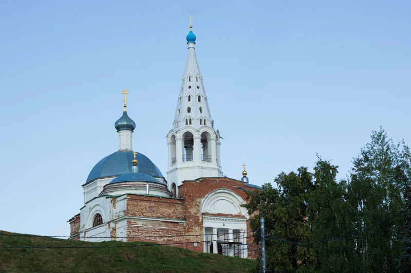 Серпухов на автомобиле: почувствовать ритм провинции – индивидуальная экскурсия