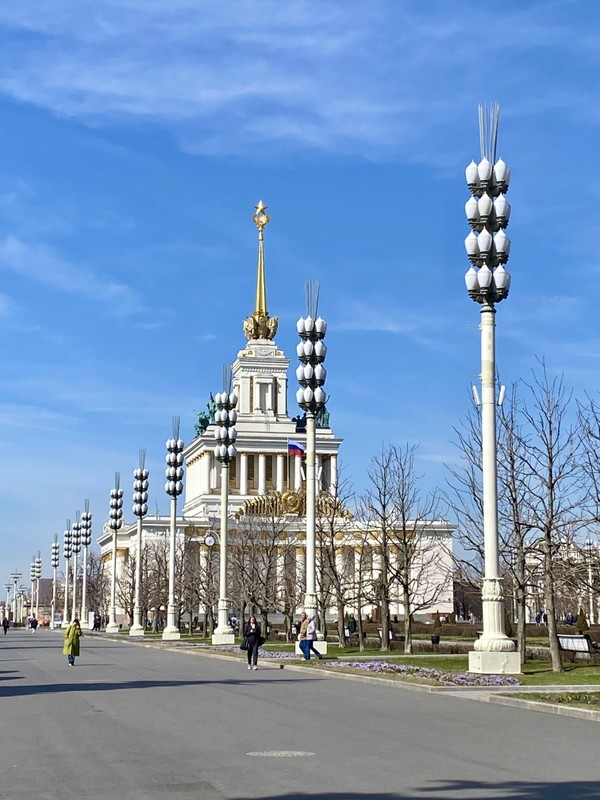 Чудесный мир ВДНХ для взрослых и детей! – групповая экскурсия
