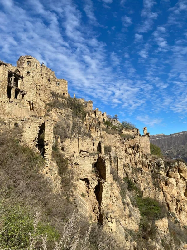 Исследовать Гамсутль, Чохские террасы и Салтинский подземный водопад (из Махачкалы) – групповая экскурсия