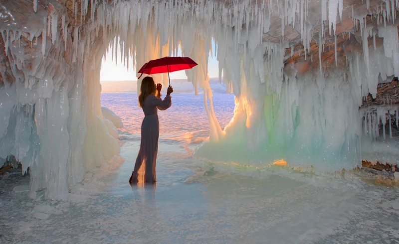 Весь Ольхон, релакс в баньке и катание на велосипедах и коньках по льду Байкала в мини-группе – авторский тур