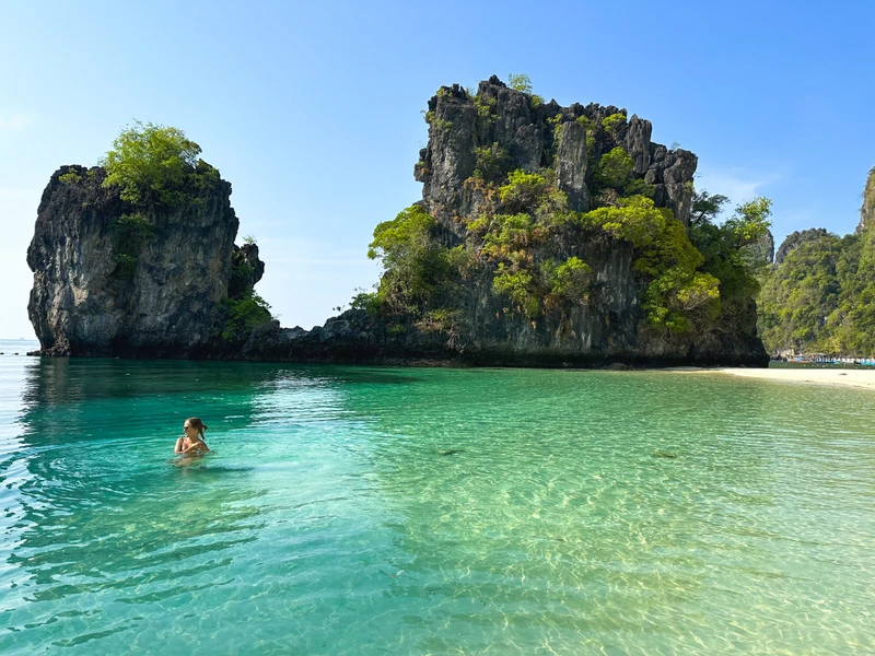 Заповедные острова Краби: Хонг, Лао Ладинг и Клонг Хиа – групповая экскурсия