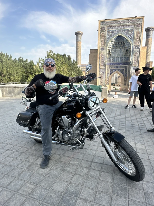 Самарканд с рёвом мотора: прогулка на мотоцикле – индивидуальная экскурсия
