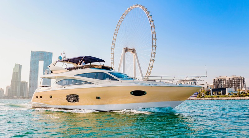 Прогулка на яхте — с напитками и барбекю (всё включено) – групповая экскурсия