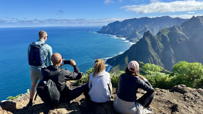 Несложный треккинг по горам Анага