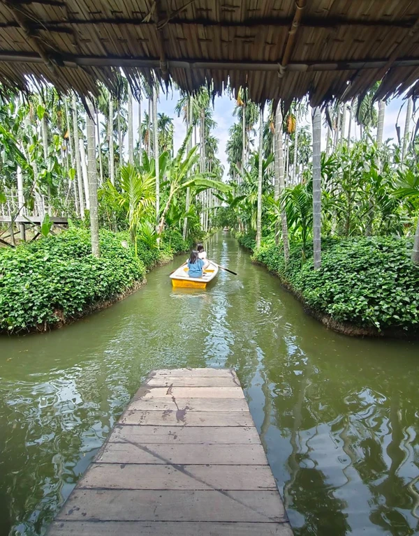 Яркий Бангкок: завтрак на воде, парк Юрского периода и небоскрёб «Маханакхон» – индивидуальная экскурсия