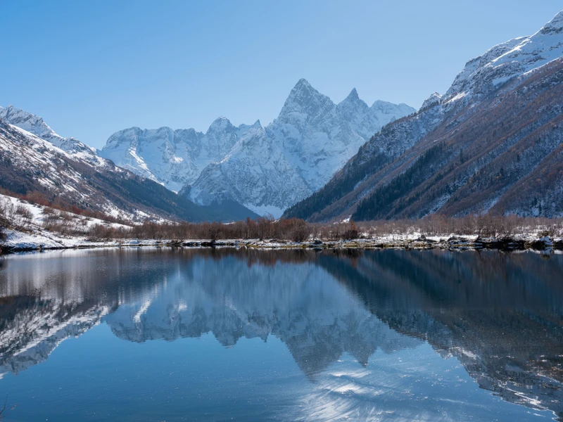 Экспресс-автотур по Домбаю в мини-группе – авторский тур