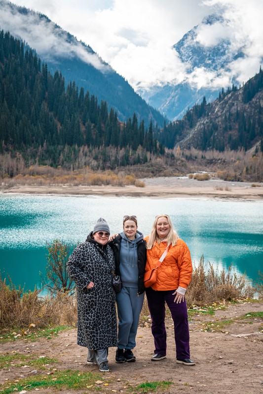 Из Алматы — к озеру Иссык и водопаду Медвежий – групповая экскурсия