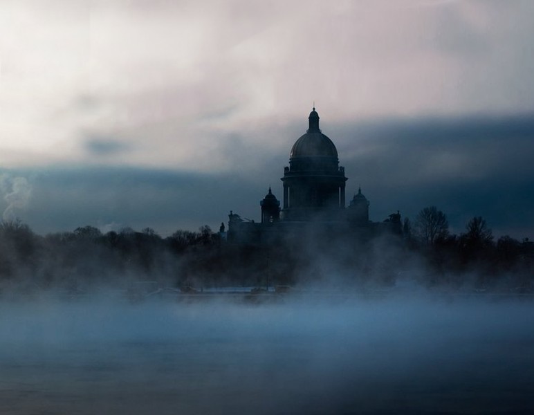 Мифы и легенды Петербурга: прогулка по водным артериям загадочного города – групповая экскурсия